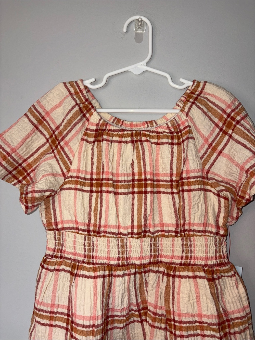 NWT Cat & Jack Cream and Pink Plaid Smocked Waist Dress Youth S - Picture 2 of 5